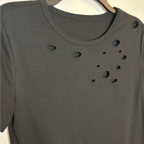 Women's Black Ripped Short Sleeve Tee Size Small - Picture 6 of 6